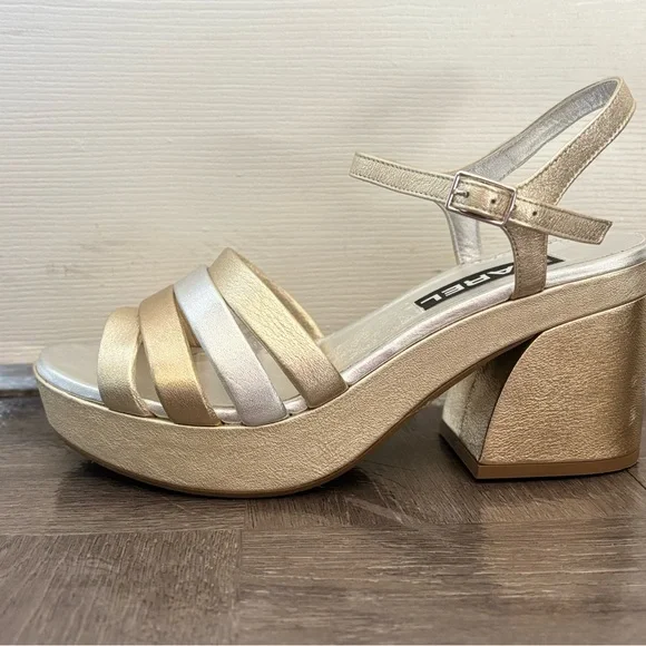 CAREL PARIS Silver And Gold Leather Platform Pumps Size 40/ 9 US - Picture 8 of 9